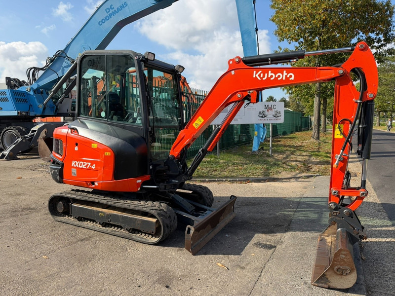 Kubota KX027-4 HAMMER LINES - *1860h* - HYDR QUICKHITCH - BLADE - CE - BE MACHINE - حفارة مُصَّغرة: صورة 1 Kubota KX027-4 HAMMER LINES - *1860h* - HYDR QUICKHITCH - BLADE - CE - BE MACHINE - حفارة مُصَّغرة: صورة 1