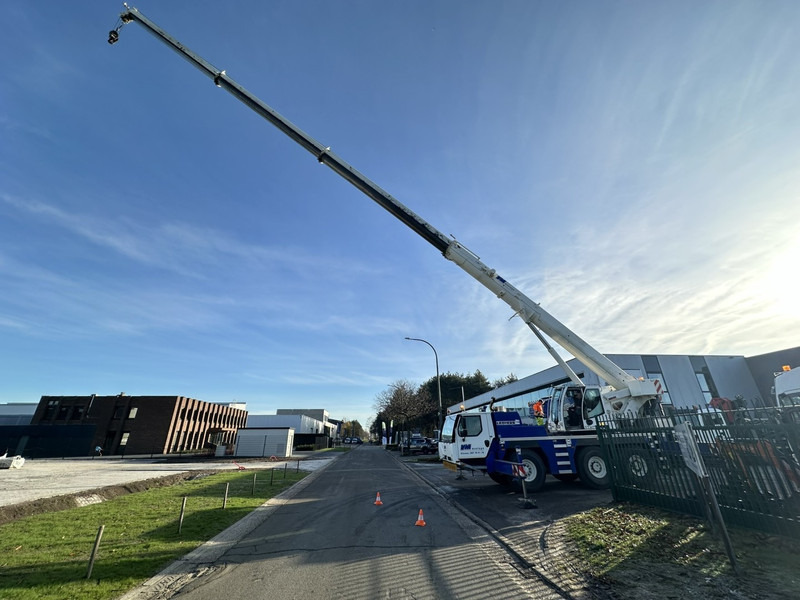 رافعة لجميع التضاريس Liebherr LTM 1050-3.1 50T / 38m - 6x4x6 - 45.000km 7527h - TELMA - CE - TOP CONDITION - BE MACHINE: صورة 9