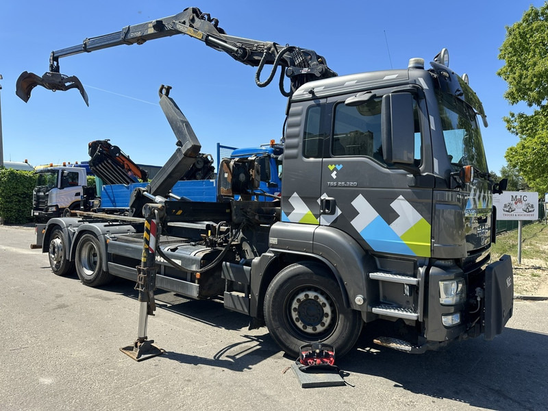 MAN TGS 26.320 6X2-4 BL EEV + CRANE EPSILON Q170Z95TR + GRABBER - LIFT/STEERING AXLE - *266.000km* - NL TRUCK - شاحنة ذات خطاف, شاحنة كرين: صورة 1 MAN TGS 26.320 6X2-4 BL EEV + CRANE EPSILON Q170Z95TR + GRABBER - LIFT/STEERING AXLE - *266.000km* - NL TRUCK - شاحنة ذات خطاف, شاحنة كرين: صورة 1