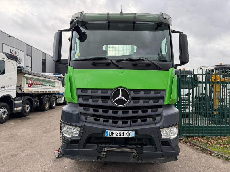 Mercedes-Benz AROCS 3240 8x4 TRIDEM + CRANE HIAB 166 E-5 HIPRO - ROTATOR - 5/6F - RADIO - PLATFORM 7m50 - EURO 6 - *324.000km* - LIFT + STEERING AXLE - شاحنة كرين: صورة 3 Mercedes-Benz AROCS 3240 8x4 TRIDEM + CRANE HIAB 166 E-5 HIPRO - ROTATOR - 5/6F - RADIO - PLATFORM 7m50 - EURO 6 - *324.000km* - LIFT + STEERING AXLE - شاحنة كرين: صورة 3