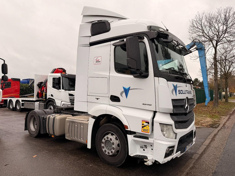 Mercedes-Benz Actros 1845 - 13L ENGINE - STREAMSPACE - FRIGO - SPOILERS - *713.000km* - GOOD CONDITION - وحدة جر: صورة 1 Mercedes-Benz Actros 1845 - 13L ENGINE - STREAMSPACE - FRIGO - SPOILERS - *713.000km* - GOOD CONDITION - وحدة جر: صورة 1