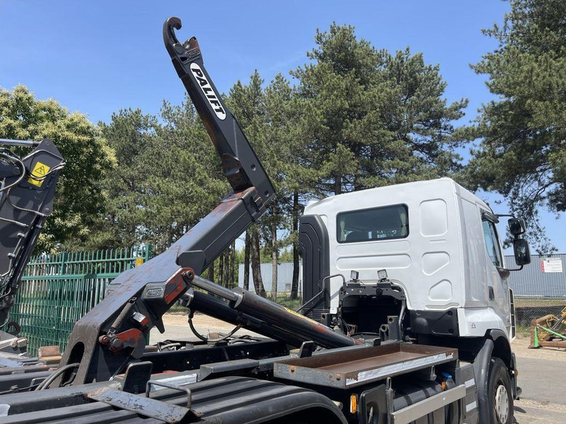 شاحنة ذات خطاف Renault Lander 450 DXI EURO 5 - 6x4 - 20T PALLIFT HAAKSYSTEEM / ABROLLKIPPER / GANCHO / PORTE CONTAINER - BLATT / AP ACHSEN - BE TRUCK: صورة 12 شاحنة ذات خطاف Renault Lander 450 DXI EURO 5 - 6x4 - 20T PALLIFT HAAKSYSTEEM / ABROLLKIPPER / GANCHO / PORTE CONTAINER - BLATT / AP ACHSEN - BE TRUCK: صورة 12