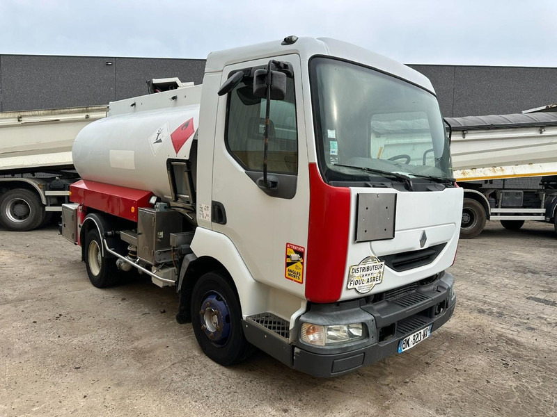 Renault MIDLUM 150 FUEL TANKER / CITERNE MAZOUT - 6500L - 3 COMPARTIMENTS - *ENGINE PROBLEM* - شاحنة صهريج: صورة 2 Renault MIDLUM 150 FUEL TANKER / CITERNE MAZOUT - 6500L - 3 COMPARTIMENTS - *ENGINE PROBLEM* - شاحنة صهريج: صورة 2