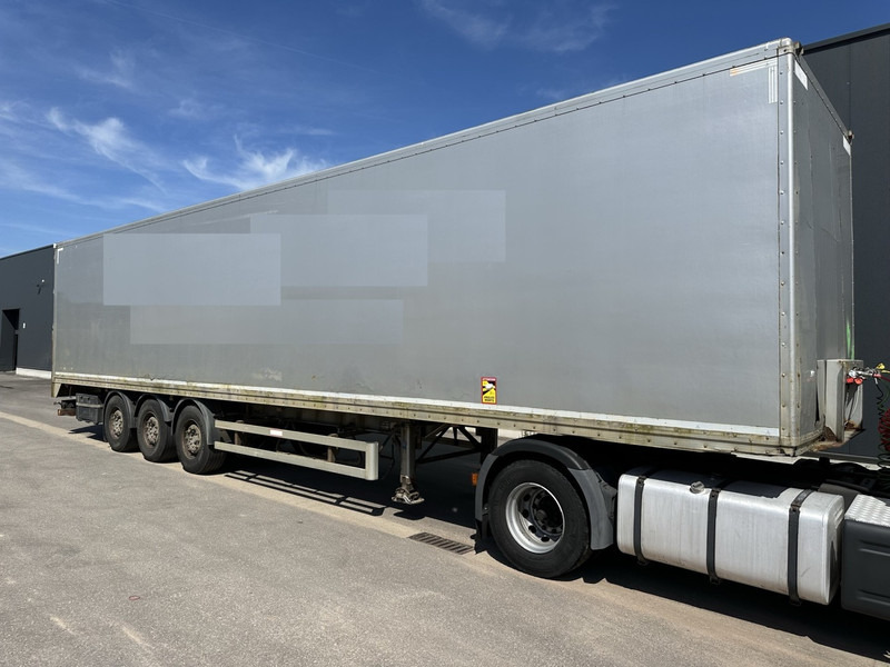 Renders 3 ASSEN MB - GESLOTEN BAK - SCHIJFREMMEN - 13m60 - AIR SUSPENSION - مقطورة صندوق مغلق: صورة 1 Renders 3 ASSEN MB - GESLOTEN BAK - SCHIJFREMMEN - 13m60 - AIR SUSPENSION - مقطورة صندوق مغلق: صورة 1