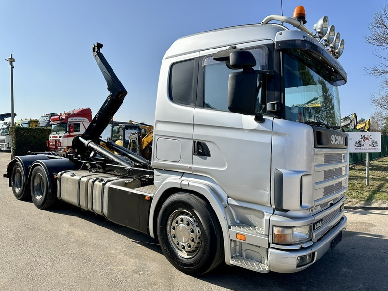 Scania 144G-530 V8 6x4 HOOKLIFT 20T MEILLER -VOL LUCHT - OPTI-CRUISE - CR19 SLAAPCABINE - شاحنة ذات خطاف: صورة 1 Scania 144G-530 V8 6x4 HOOKLIFT 20T MEILLER -VOL LUCHT - OPTI-CRUISE - CR19 SLAAPCABINE - شاحنة ذات خطاف: صورة 1