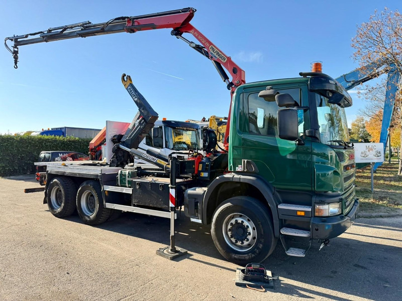 Scania P400 6x4 ABROLLKIPPER + KRAN PALFINGER PK9001 EH - RETARDER - 5/6F + ROTATOR + RADIO - WB 3m90 - EURO 5 - HUB REDUCTION / SPRING - BE TRUCK - شاحنة ذات خطاف: صورة 2 Scania P400 6x4 ABROLLKIPPER + KRAN PALFINGER PK9001 EH - RETARDER - 5/6F + ROTATOR + RADIO - WB 3m90 - EURO 5 - HUB REDUCTION / SPRING - BE TRUCK - شاحنة ذات خطاف: صورة 2
