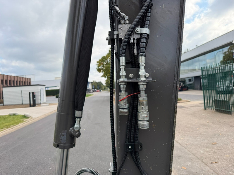 Volvo ECR 58 F FULL HYDR - 2911 H - HYDR QUICKHITCH - A/C - BLADE - CE - BE MACHINE - حفارة مُصَّغرة: صورة 5 Volvo ECR 58 F FULL HYDR - 2911 H - HYDR QUICKHITCH - A/C - BLADE - CE - BE MACHINE - حفارة مُصَّغرة: صورة 5
