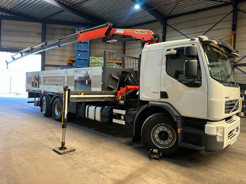 شاحنة كرين Volvo FE 300 6x2 + crane (20m!) PALFINGER PK18002 E 6x - LIFT / STEERING AXLE - MANUAL - EURO 5: صورة 1