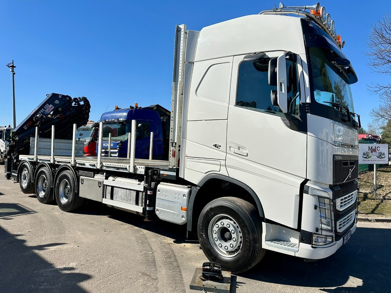 Volvo FH 420 8x4 TRIDEM + KRAAN HIAB 408 E-8 HIPRO + WINCH - 63.000km ONLY - CREWCAB 4 SEATER - PLATFORM 7m - TOP CONDITION - شاحنات مسطحة, شاحنة كرين: صورة 1 Volvo FH 420 8x4 TRIDEM + KRAAN HIAB 408 E-8 HIPRO + WINCH - 63.000km ONLY - CREWCAB 4 SEATER - PLATFORM 7m - TOP CONDITION - شاحنات مسطحة, شاحنة كرين: صورة 1