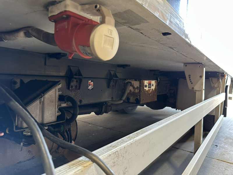 شاحنة الفريزر Volvo FL 240 14T - 4x2 - FRIGO THERMOKING SPECTRUM T-1000R - DIESEL + ELECTRIC - E5 - TAILLIFT - BE TRUCK - 430.000km: صورة 14