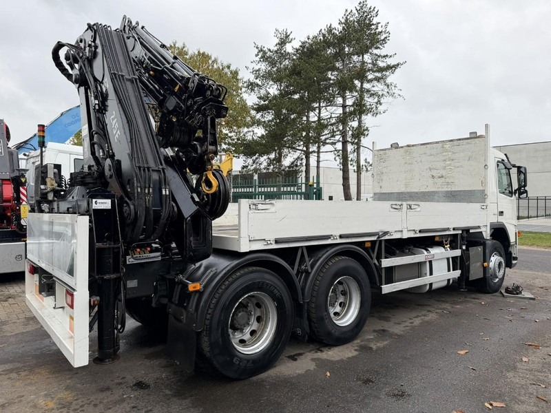 Volvo FM 300 6x4 + (25.8m!) PRITSCHE + KRAN HIAB 245 E-5 + JIB 65 X-3 + 2 ME - *228.000km* - MANUAL - A/C - EURO 3 - BELGIAN TRUCK - شاحنات مسطحة, شاحنة كرين: صورة 4 Volvo FM 300 6x4 + (25.8m!) PRITSCHE + KRAN HIAB 245 E-5 + JIB 65 X-3 + 2 ME - *228.000km* - MANUAL - A/C - EURO 3 - BELGIAN TRUCK - شاحنات مسطحة, شاحنة كرين: صورة 4