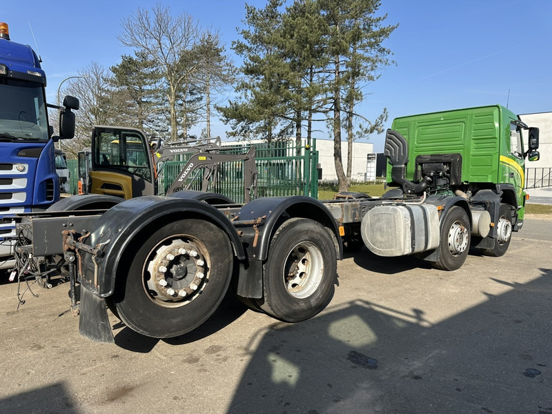 Volvo FM 340 8x2 CHASSIS (7m35) - LIFT+STEERING AXLE - MANUAL GEARBOX - EURO 3 - TÜV 05/2025 - BE TRUCK - شاحنة هيكل كابينة: صورة 5 Volvo FM 340 8x2 CHASSIS (7m35) - LIFT+STEERING AXLE - MANUAL GEARBOX - EURO 3 - TÜV 05/2025 - BE TRUCK - شاحنة هيكل كابينة: صورة 5
