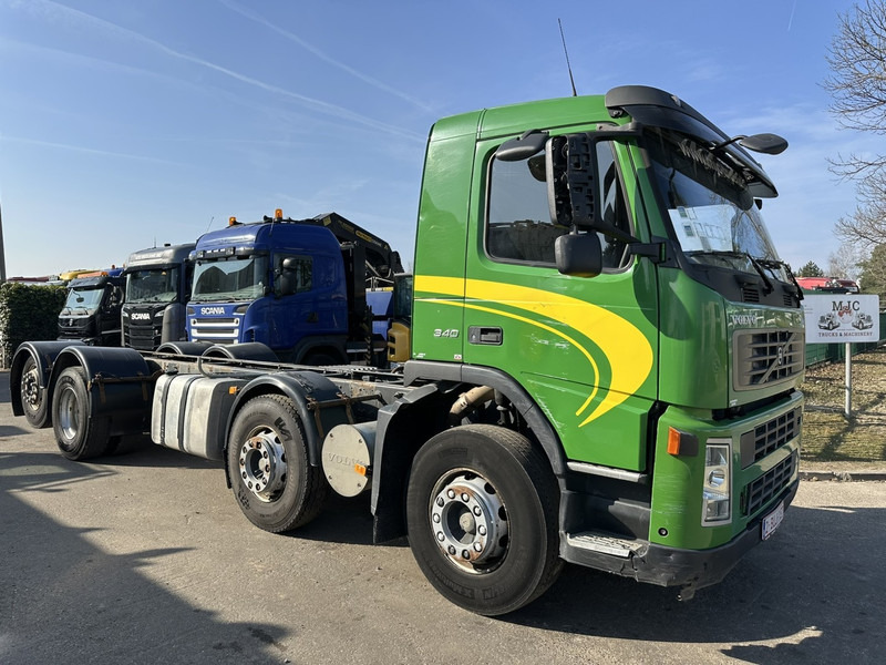 Volvo FM 340 8x2 CHASSIS (7m35) - LIFT+STEERING AXLE - MANUAL GEARBOX - EURO 3 - TÜV 05/2025 - BE TRUCK - شاحنة هيكل كابينة: صورة 2 Volvo FM 340 8x2 CHASSIS (7m35) - LIFT+STEERING AXLE - MANUAL GEARBOX - EURO 3 - TÜV 05/2025 - BE TRUCK - شاحنة هيكل كابينة: صورة 2