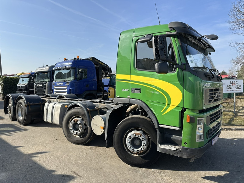 Volvo FM 340 8x2 CHASSIS (7m35) - LIFT+STEERING AXLE - MANUAL GEARBOX - EURO 3 - TÜV 05/2025 - BE TRUCK - شاحنة هيكل كابينة: صورة 1 Volvo FM 340 8x2 CHASSIS (7m35) - LIFT+STEERING AXLE - MANUAL GEARBOX - EURO 3 - TÜV 05/2025 - BE TRUCK - شاحنة هيكل كابينة: صورة 1