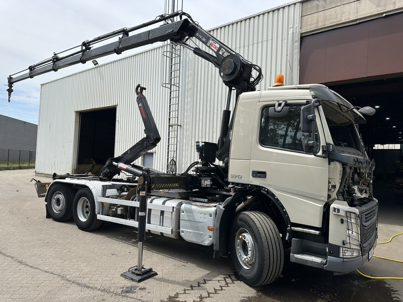 Volvo FM 370 6x2 HOOKLIFT 21T + CRANE HIAB 144 E-4 HIDUO - ENGINE / GEARBOX OK - CHASSIS OK - RUNNING + DRIVING - BE TRUCK - شاحنة ذات خطاف, شاحنة كرين: صورة 1 Volvo FM 370 6x2 HOOKLIFT 21T + CRANE HIAB 144 E-4 HIDUO - ENGINE / GEARBOX OK - CHASSIS OK - RUNNING + DRIVING - BE TRUCK - شاحنة ذات خطاف, شاحنة كرين: صورة 1