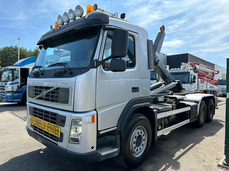 Volvo FM 400 6x4 HOOKLIFT / HAAKARM WAF 20T - EURO 5 - MANUAL - BLADVERING / STEEL SUSPENSION - TÜV 02/2026 - BE TRUCK - شاحنة ذات خطاف: صورة 3 Volvo FM 400 6x4 HOOKLIFT / HAAKARM WAF 20T - EURO 5 - MANUAL - BLADVERING / STEEL SUSPENSION - TÜV 02/2026 - BE TRUCK - شاحنة ذات خطاف: صورة 3