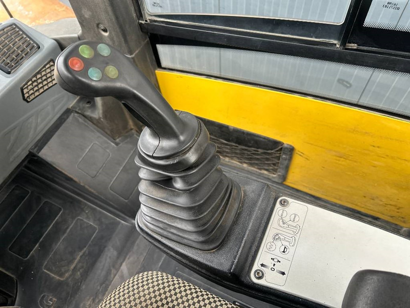 Bomag BW213D-5 - مدحلة: صورة 3 Bomag BW213D-5 - مدحلة: صورة 3