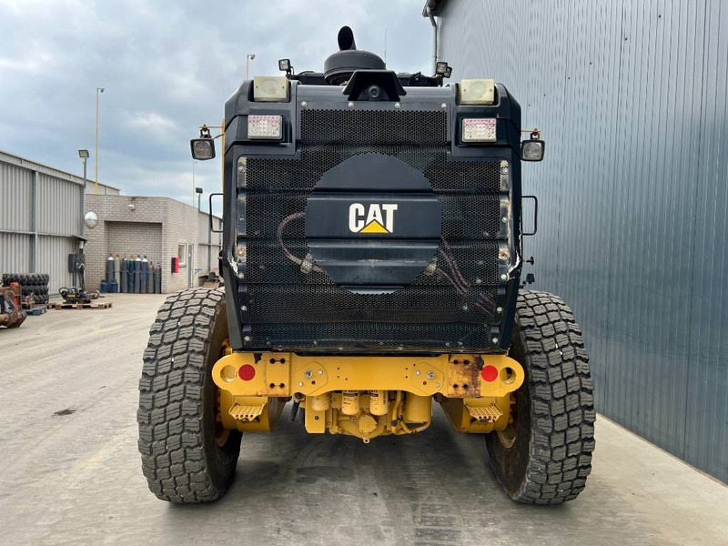 Cat 140M2 AWD - ممهدة: صورة 3 Cat 140M2 AWD - ممهدة: صورة 3