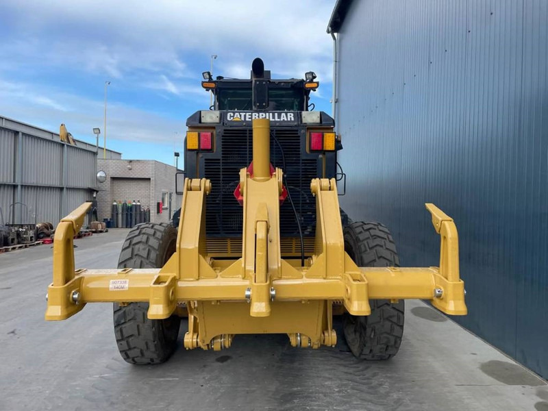 ممهدة Cat 140M: صورة 7