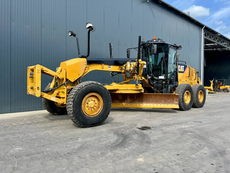 ممهدة Cat 140M: صورة 1