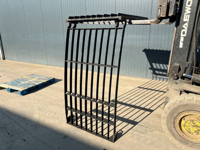 Cat 313D / M315D / 320D / 325D / 330D / 345C / 365C / - الكابينة والداخلية - آلات البناء: صورة 2 Cat 313D / M315D / 320D / 325D / 330D / 345C / 365C / - الكابينة والداخلية - آلات البناء: صورة 2