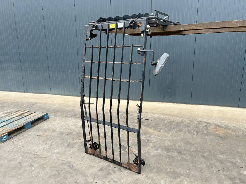 Cat 313E / M315F / 320F / 323E / 325F / 329E / 330F / - الكابينة والداخلية - آلات البناء: صورة 1 Cat 313E / M315F / 320F / 323E / 325F / 329E / 330F / - الكابينة والداخلية - آلات البناء: صورة 1