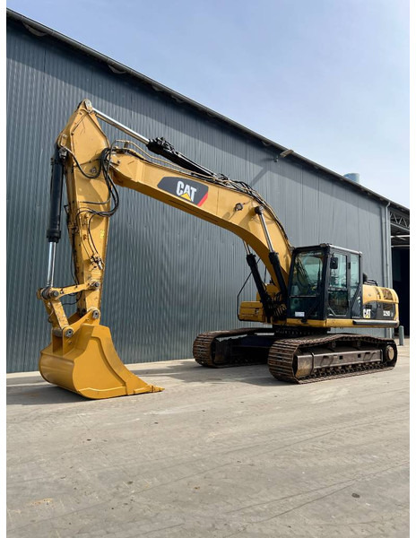 حفار زحاف Cat 329D LN: صورة 1