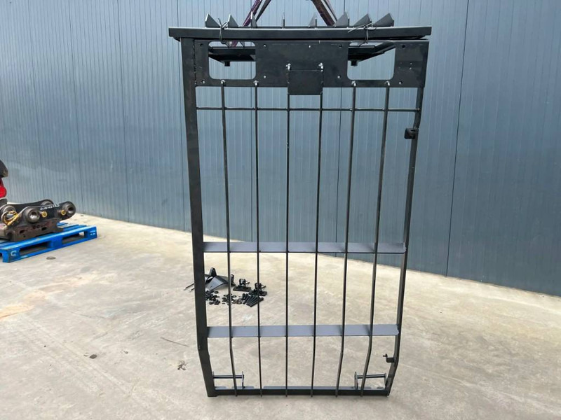 Cat 330D Guard - الكابينة والداخلية - آلات البناء: صورة 1 Cat 330D Guard - الكابينة والداخلية - آلات البناء: صورة 1