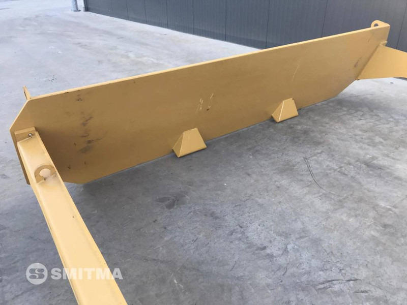 Cat 735C - رافعة هيدروليك خلفية - آلات البناء: صورة 3 Cat 735C - رافعة هيدروليك خلفية - آلات البناء: صورة 3