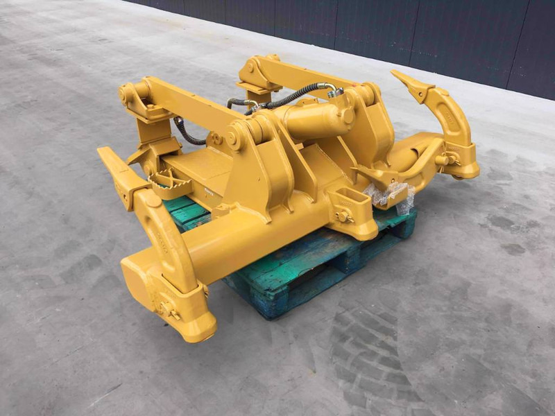 Cat D4 NG - ملحق - آلات البناء: صورة 2 Cat D4 NG - ملحق - آلات البناء: صورة 2
