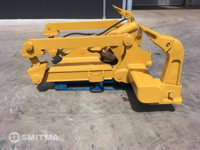 Cat D5 NG - ملحق - آلات البناء: صورة 4 Cat D5 NG - ملحق - آلات البناء: صورة 4