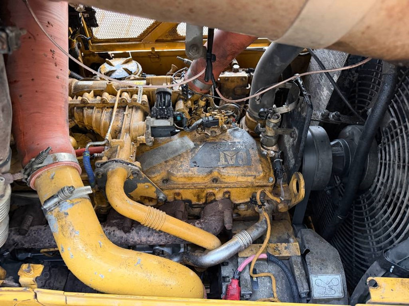 جرافة Cat D6N LGP: صورة 13