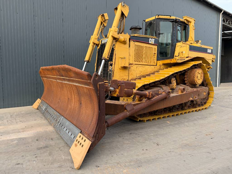 Cat D8R SERIES II - جرافة: صورة 1 Cat D8R SERIES II - جرافة: صورة 1