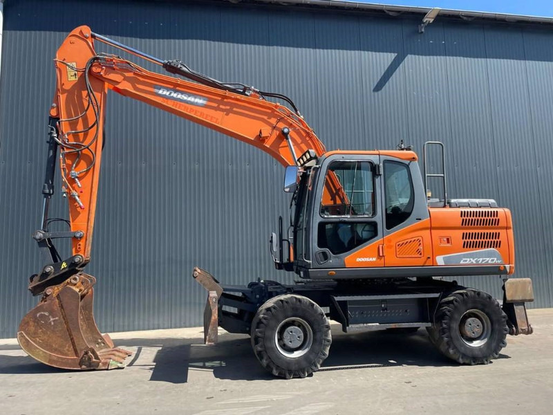 Doosan DX170W-5 - حفارة دولاب: صورة 5 Doosan DX170W-5 - حفارة دولاب: صورة 5
