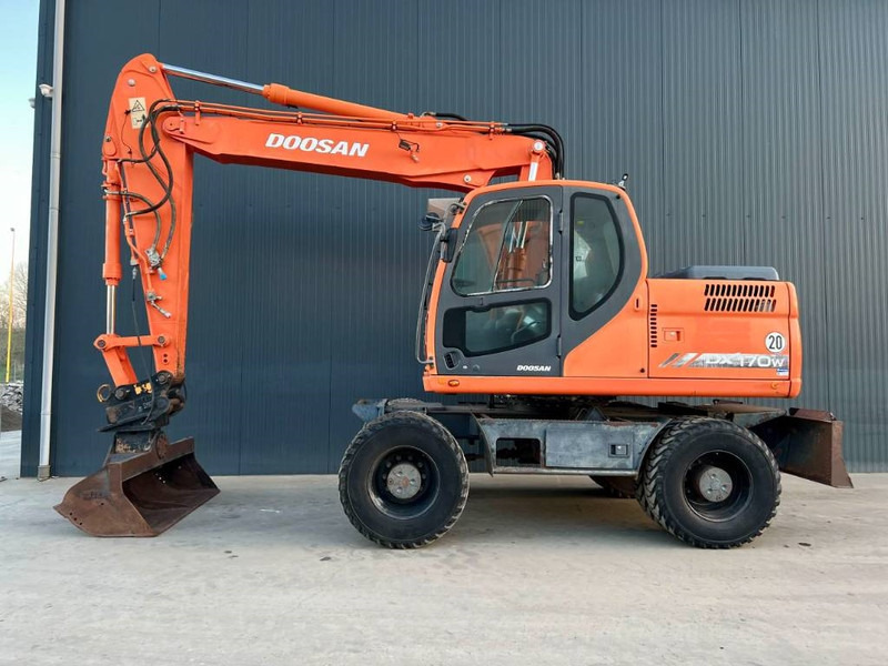Doosan DX170W - حفارة دولاب: صورة 3 Doosan DX170W - حفارة دولاب: صورة 3