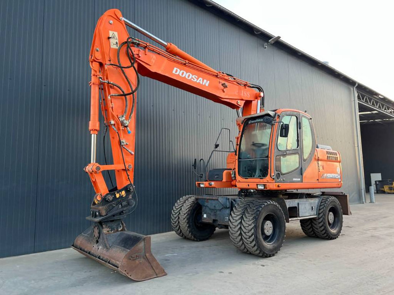 Doosan DX170W - حفارة دولاب: صورة 1 Doosan DX170W - حفارة دولاب: صورة 1
