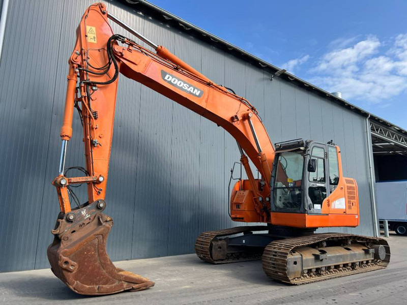 Doosan DX235LCR - حفار زحاف: صورة 1 Doosan DX235LCR - حفار زحاف: صورة 1