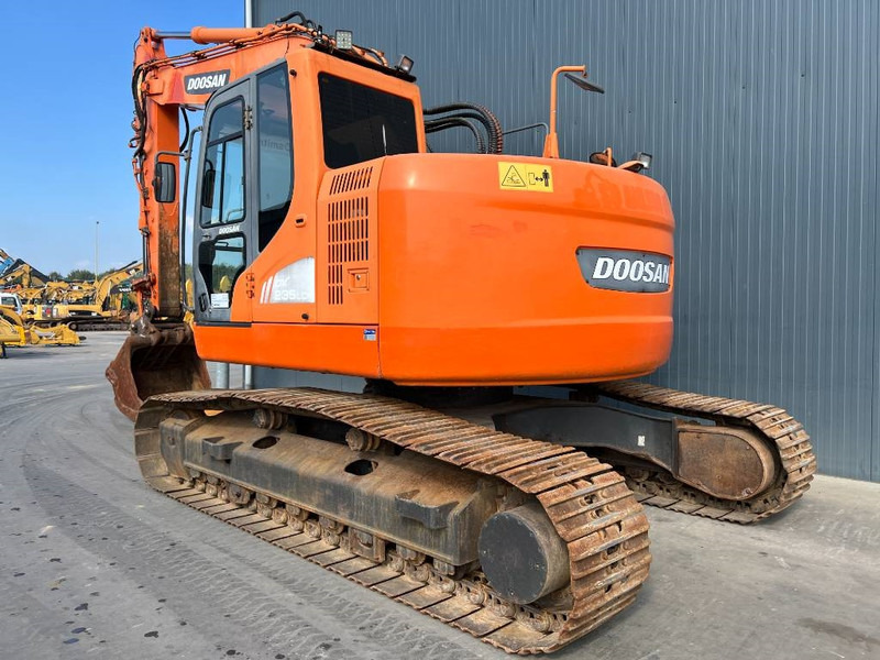 Doosan DX235LCR - حفار زحاف: صورة 3 Doosan DX235LCR - حفار زحاف: صورة 3