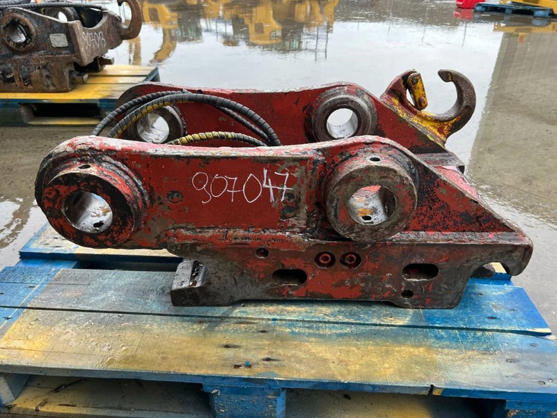 Engcon S70 - 323D - قارنة توصيل هيدروليكي - آلات البناء: صورة 4 Engcon S70 - 323D - قارنة توصيل هيدروليكي - آلات البناء: صورة 4