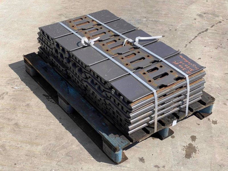 Hitachi EX270 / EX300 / EX310 Shoes/Pads - إطار/ شاسيه - آلات البناء: صورة 2 Hitachi EX270 / EX300 / EX310 Shoes/Pads - إطار/ شاسيه - آلات البناء: صورة 2