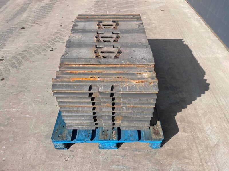 Hyundai R210 / R215 / R220 / R235 / R250 / R260 - إطار/ شاسيه - آلات البناء: صورة 3 Hyundai R210 / R215 / R220 / R235 / R250 / R260 - إطار/ شاسيه - آلات البناء: صورة 3