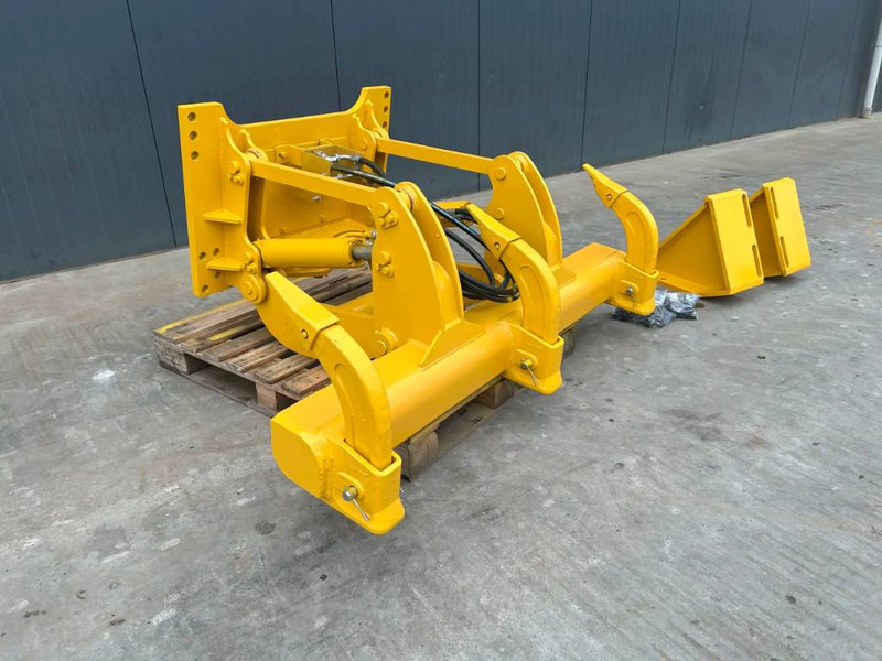 Komatsu D39 - ملحق - آلات البناء: صورة 1 Komatsu D39 - ملحق - آلات البناء: صورة 1