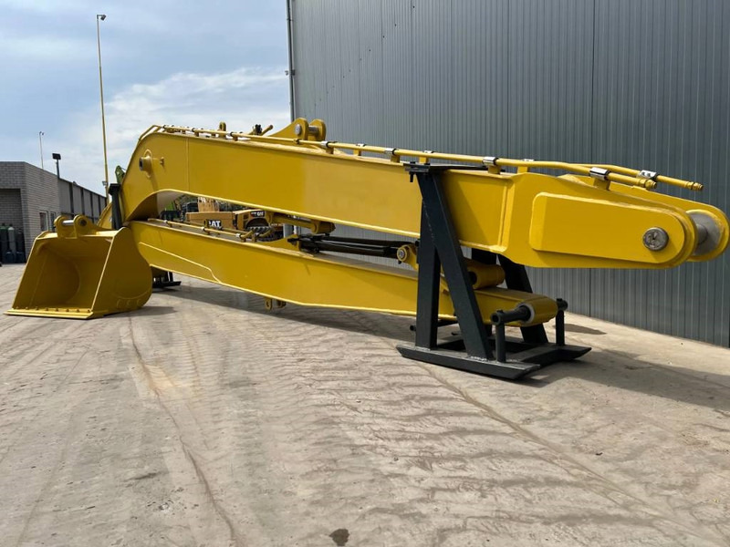 Komatsu PC210 18 mtr Long Reach Equipment - ملحق - آلات البناء: صورة 4 Komatsu PC210 18 mtr Long Reach Equipment - ملحق - آلات البناء: صورة 4