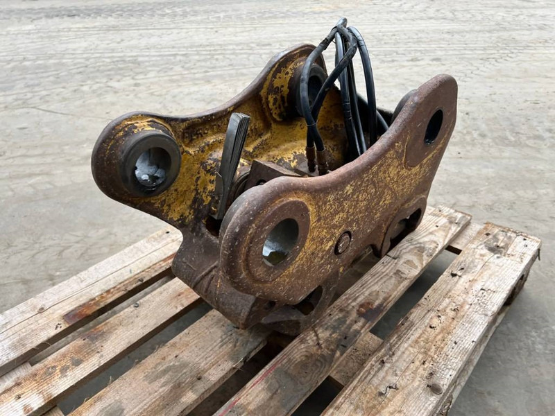 Miller Caterpillar 311D / 312D / 312E / 313F / 314D / 314 - قارنة توصيل هيدروليكي - آلات البناء: صورة 5 Miller Caterpillar 311D / 312D / 312E / 313F / 314D / 314 - قارنة توصيل هيدروليكي - آلات البناء: صورة 5