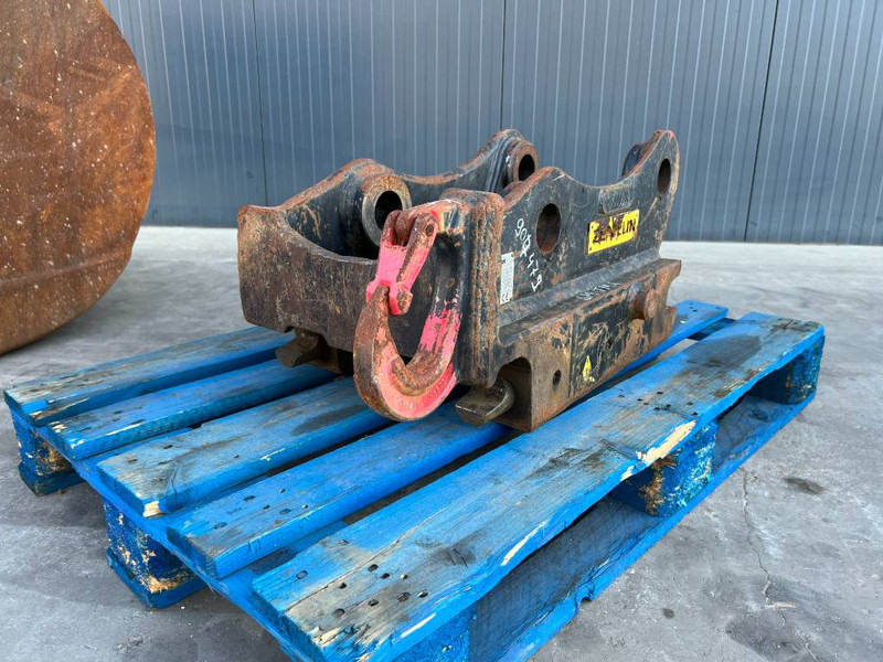 OilQuick OQ65 - 311F / 313F / 315F - قارنة توصيل هيدروليكي - آلات البناء: صورة 1 OilQuick OQ65 - 311F / 313F / 315F - قارنة توصيل هيدروليكي - آلات البناء: صورة 1