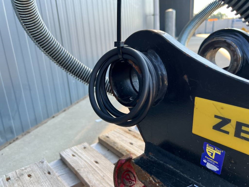 جديدة قارنة توصيل هيدروليكي - آلات البناء OilQuick OQ65 - 311F / 313F / 315F: صورة 15