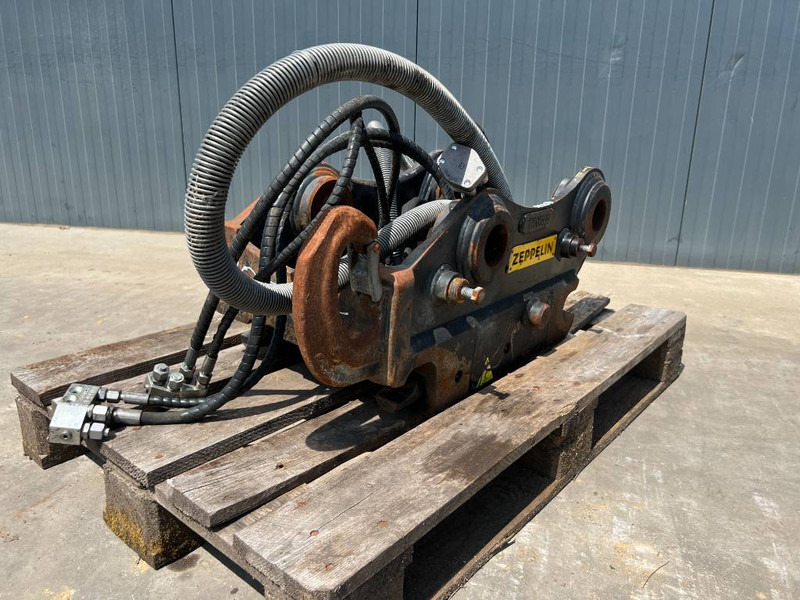 OilQuick OQ65 - M314F / M316F / M318F - قارنة توصيل هيدروليكي - آلات البناء: صورة 1 OilQuick OQ65 - M314F / M316F / M318F - قارنة توصيل هيدروليكي - آلات البناء: صورة 1