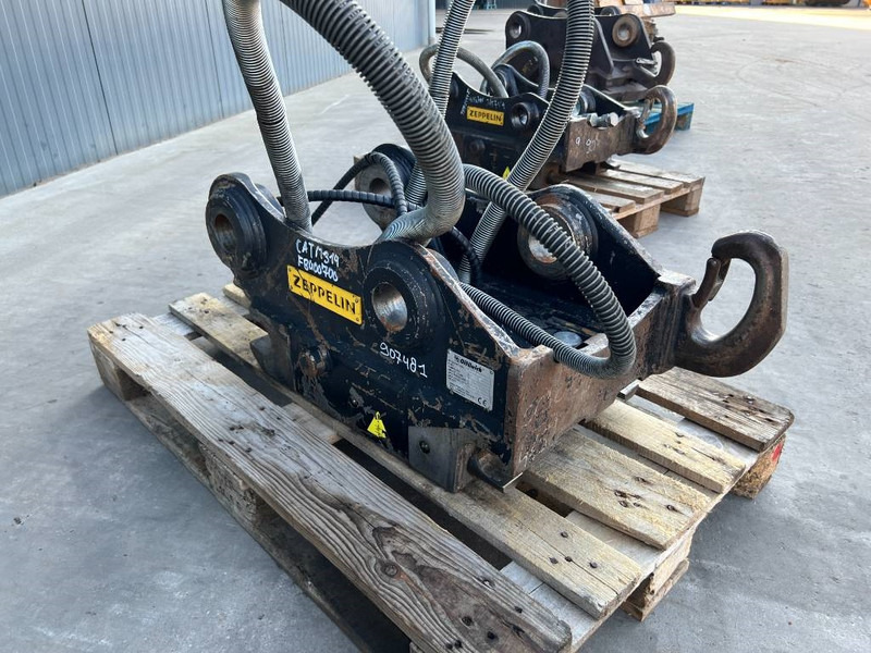 OilQuick OQ65 - M314F / M316F / M318F - قارنة توصيل هيدروليكي - آلات البناء: صورة 3 OilQuick OQ65 - M314F / M316F / M318F - قارنة توصيل هيدروليكي - آلات البناء: صورة 3