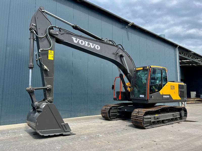 Volvo EC210 - حفار زحاف: صورة 1 Volvo EC210 - حفار زحاف: صورة 1