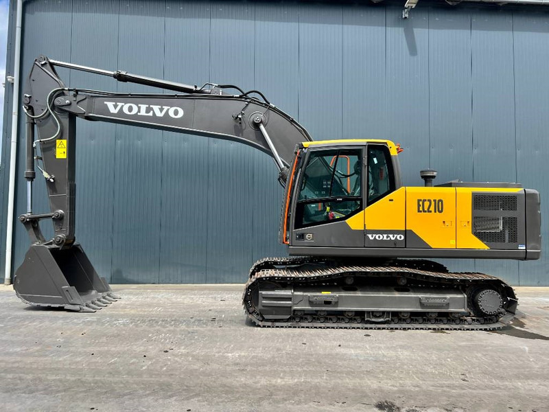 Volvo EC210 - حفار زحاف: صورة 2 Volvo EC210 - حفار زحاف: صورة 2